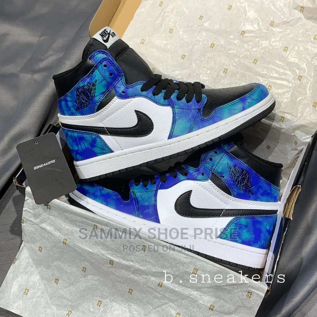 Medium Tie Dye