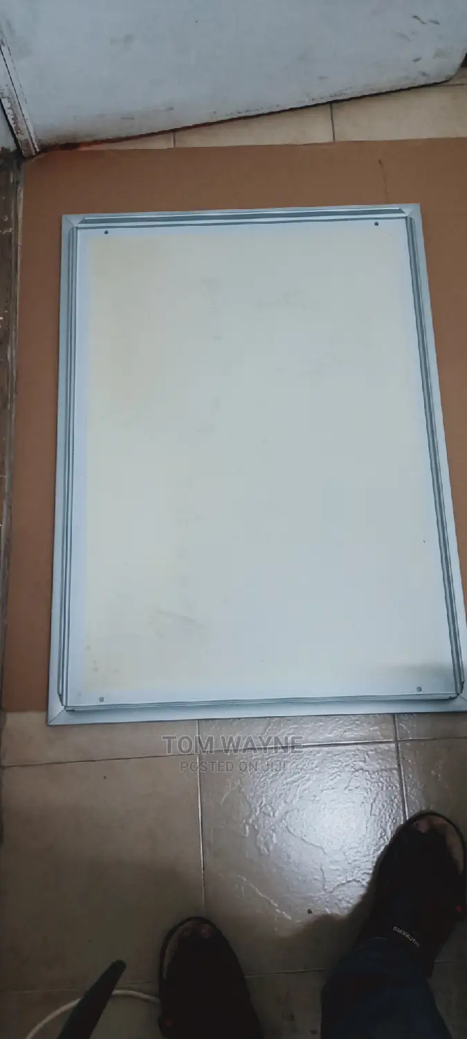 Slightly Used A1 Snapper Frames, Straight Cornered