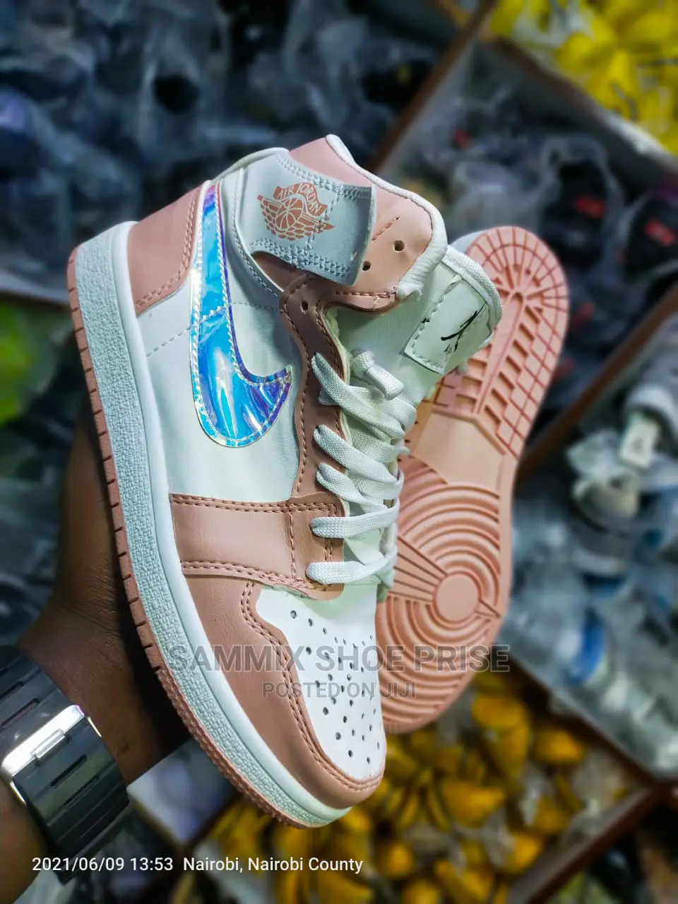 Jordan 1 Sneakers