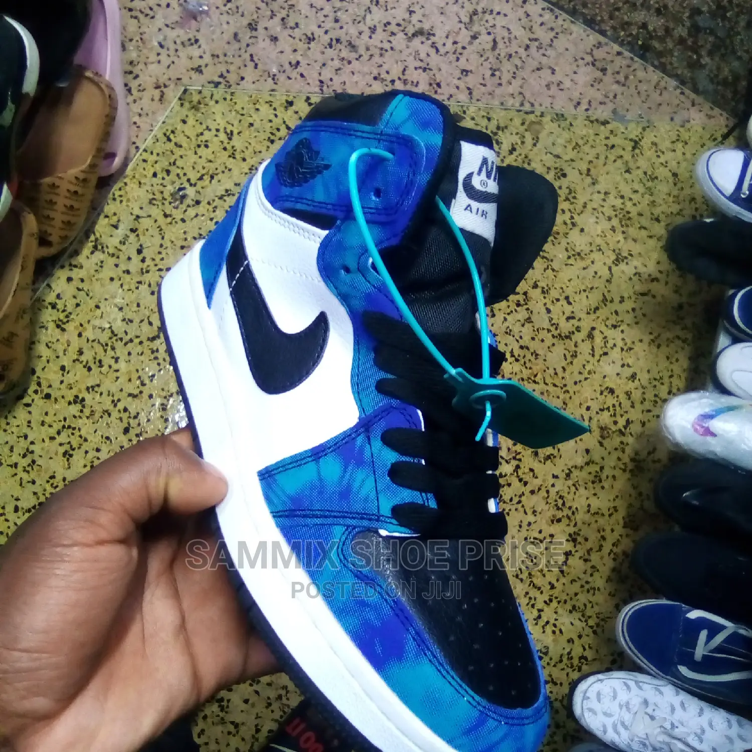 Jordan 1 Sneakers