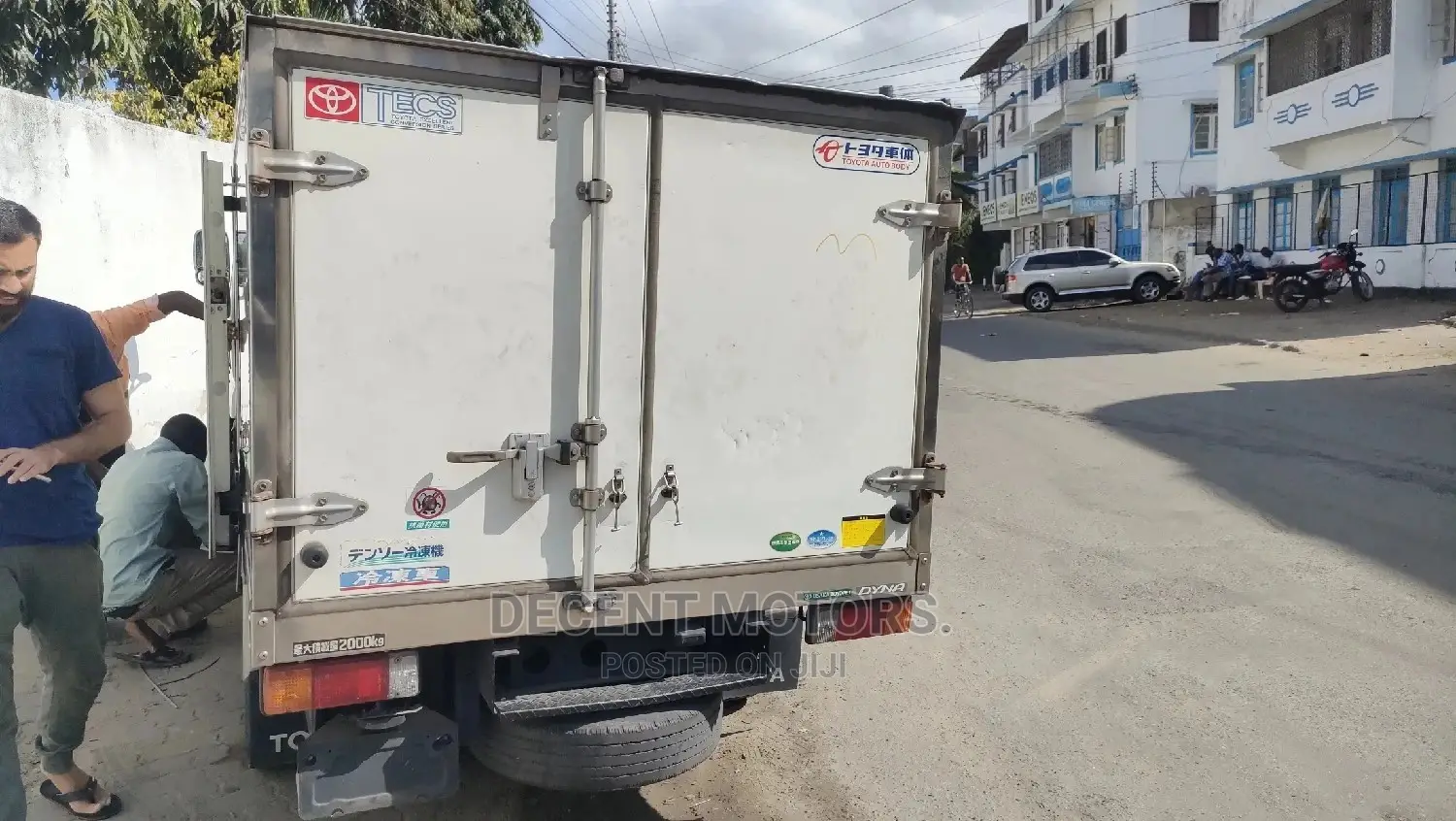 Toyota Dyna Freezer Body