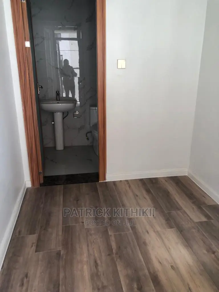 3bdrm Apartment in Apple Tree, Hotel 67 Area for rent