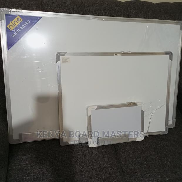 Whiteboards With a Tray and Alluminium Frames - main view