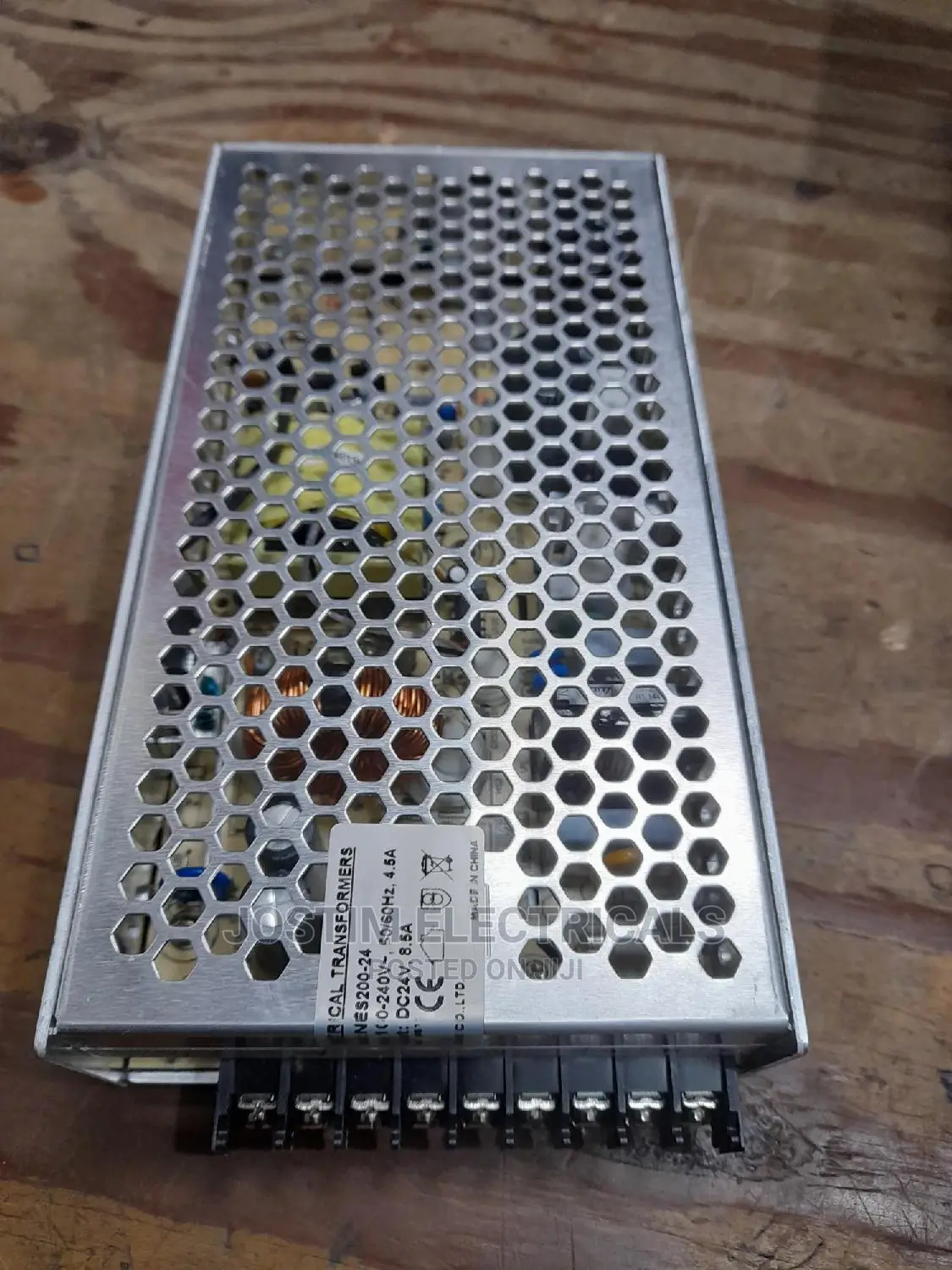 24v Dc 8.6A Power Supply