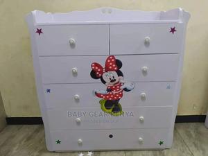 Deluxe Chest of Drawers With Rails - thumbnail 2
