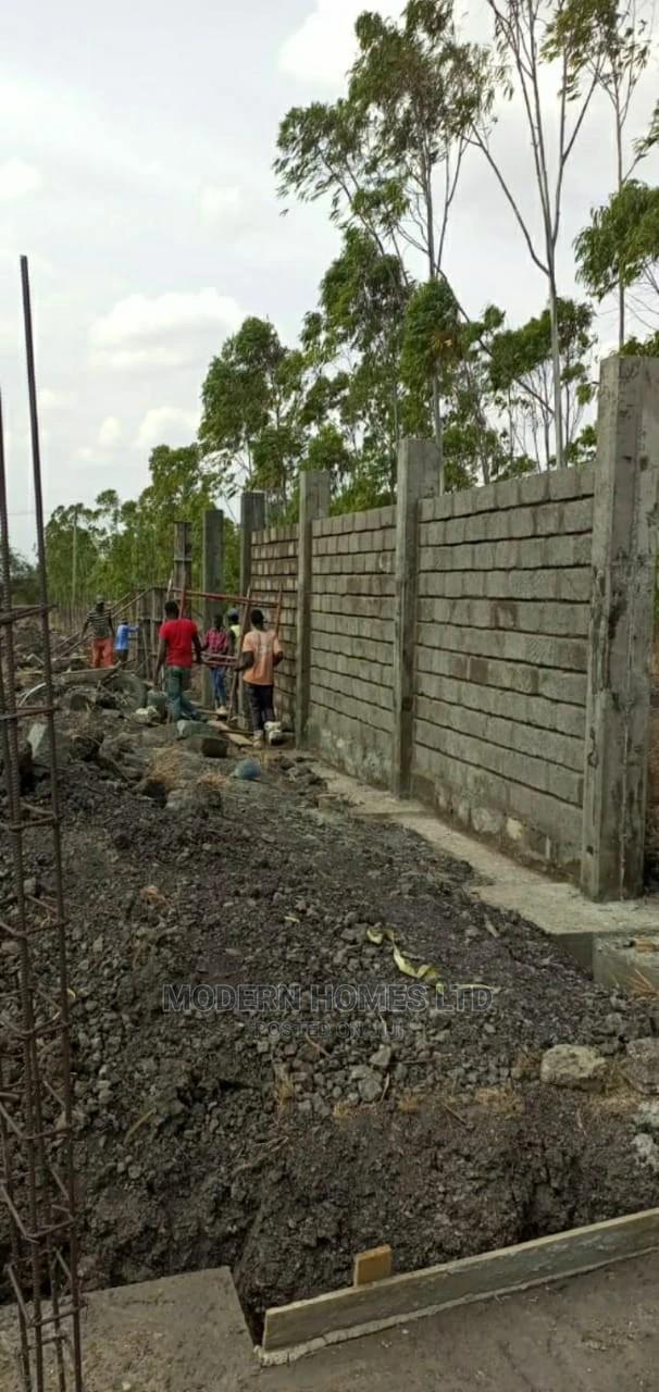 Perimeter Wall Privacy Screen Installation - thumbnail 3