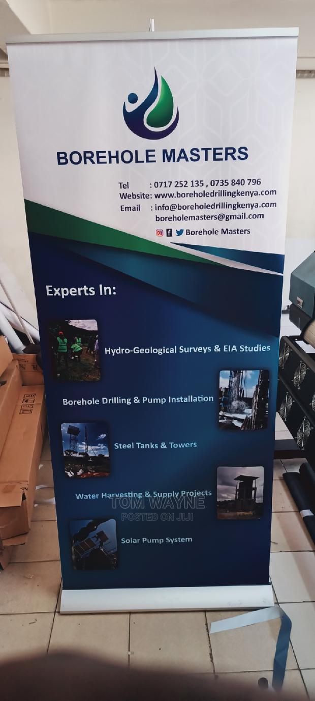 Broadbase Banner Inclusive of the Stand and Banner