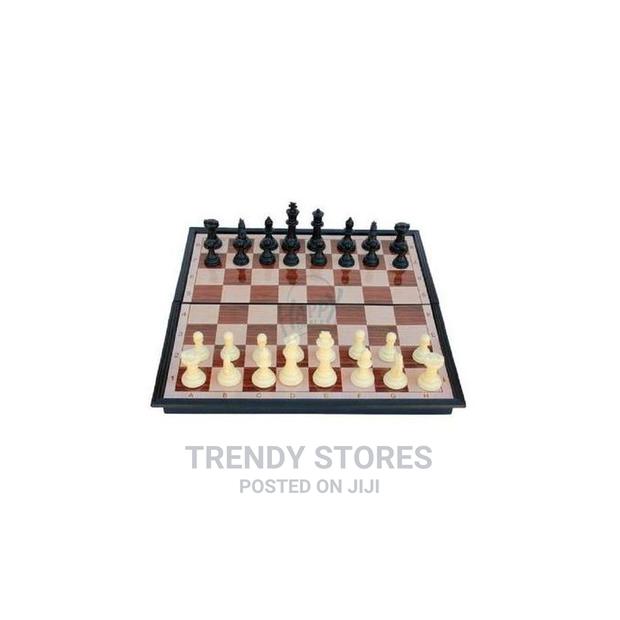 Magnetic Brain Chess - main view