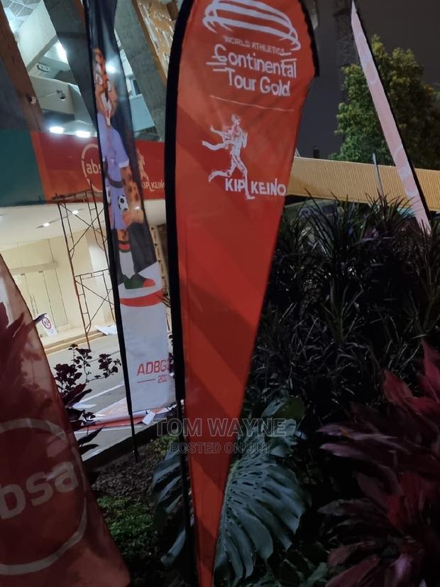 3.5 M Tear Drop Banner and It's Stand - thumbnail 2