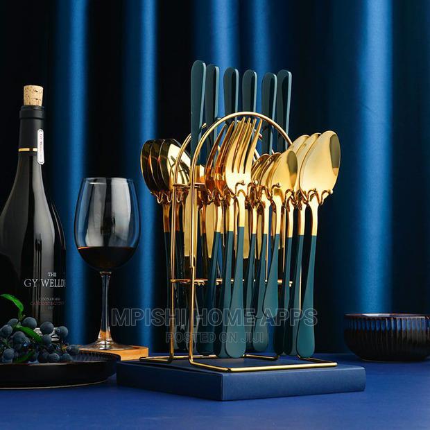 24pcs Golden Cutlery Set - thumbnail 10