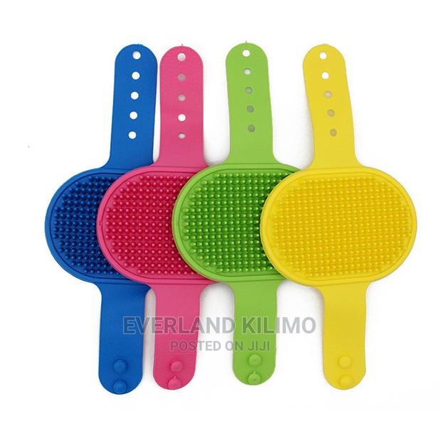 Pet Grooming Hand Brush - thumbnail 5