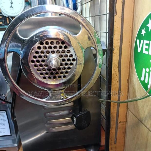 Outstanding Meat Mincer M32 - main view