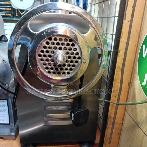 Powerful Meat Mincer M32 - main view