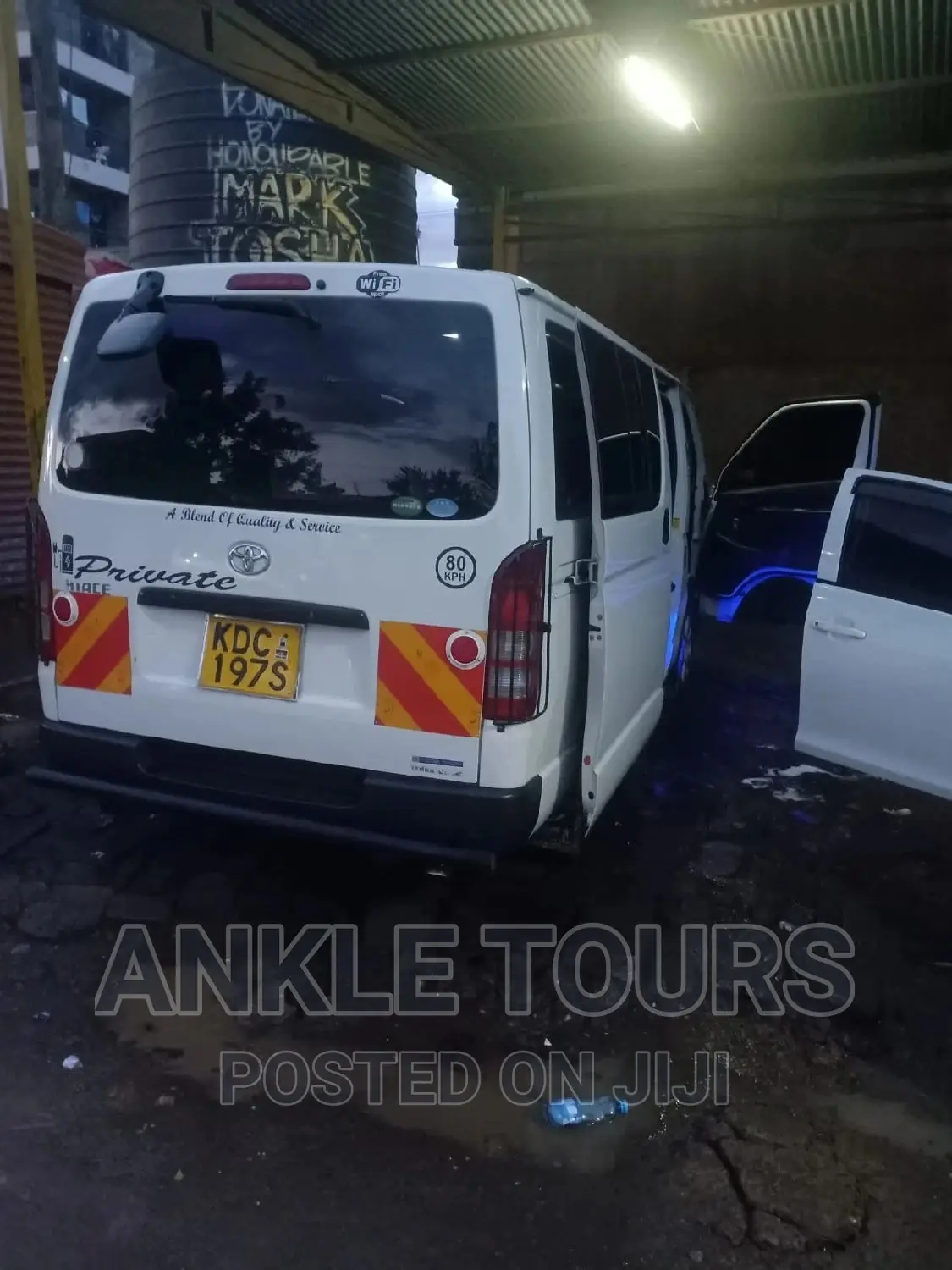 Hiace for Car Hire 11 Seater