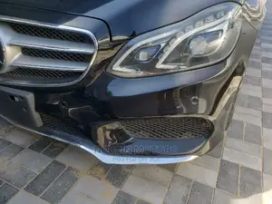 Mercedes-Benz E250 2015 Black