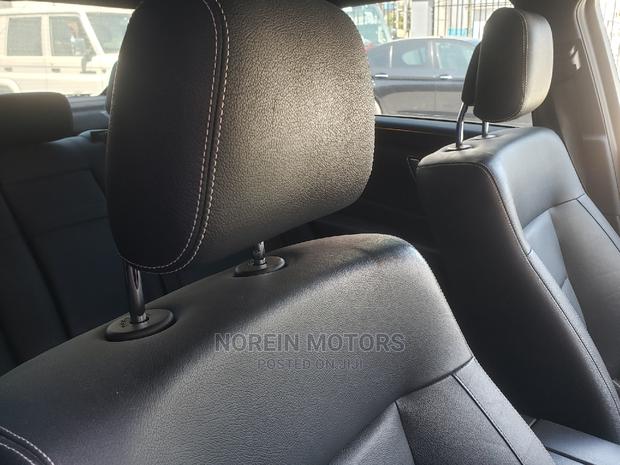 Mercedes-Benz E250 2015 Black - thumbnail 6