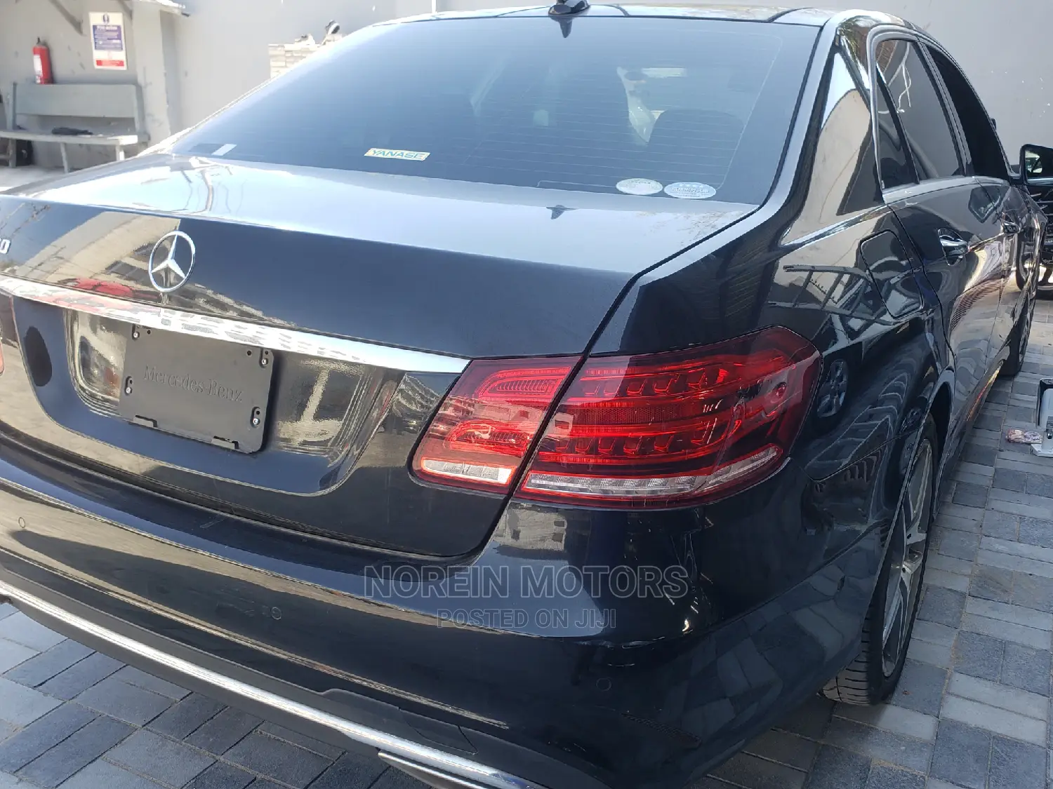 Mercedes-Benz E250 2015 Black