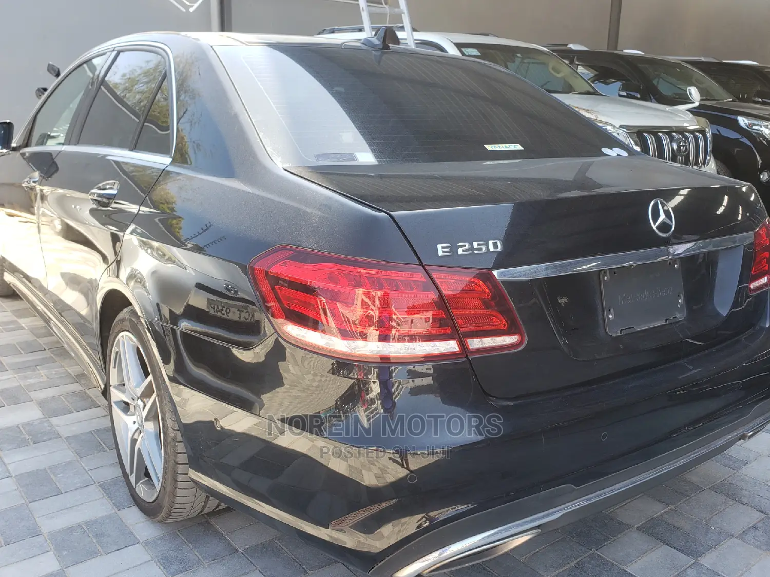 Mercedes-Benz E250 2015 Black