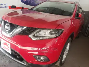 Nissan X-Trail 2014 Red