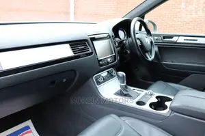 Volkswagen Touareg 2015 White