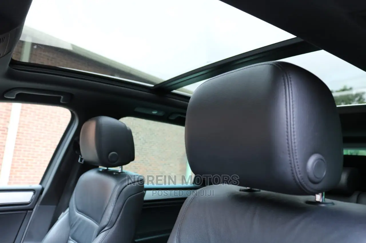 Volkswagen Touareg 2015 White