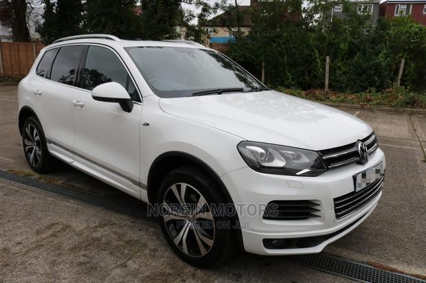 Volkswagen Touareg 2015 White - thumbnail 3