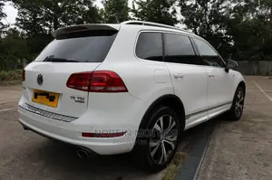 Volkswagen Touareg 2015 White