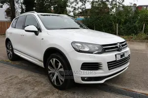 Volkswagen Touareg 2015 White