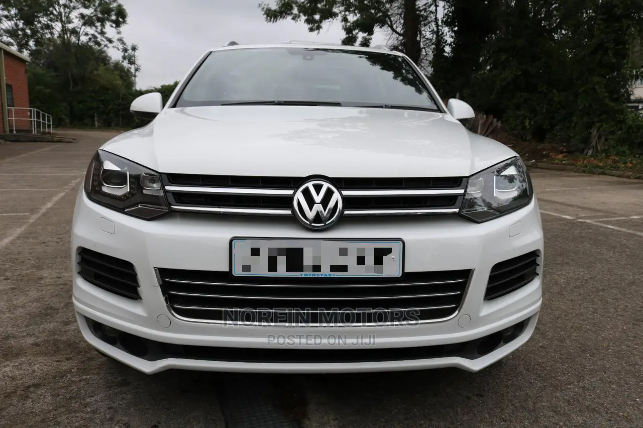 Volkswagen Touareg 2015 White