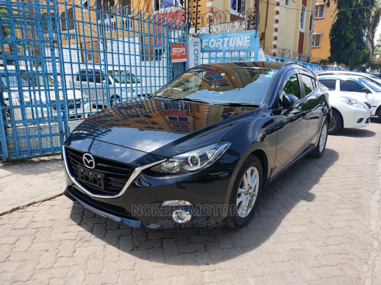 Mazda Axela 2015 Black