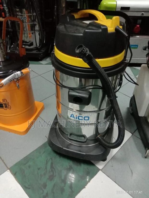 Vacuum Cleaner 20ltrs