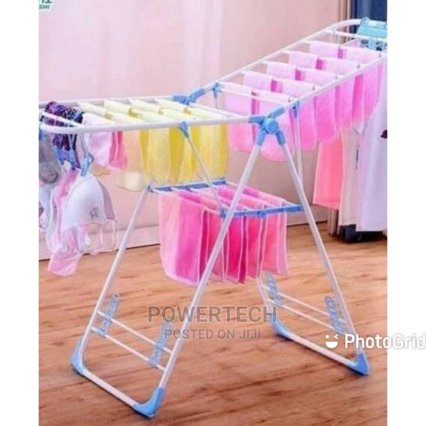 Portable Cloth Hunging Rack - main view