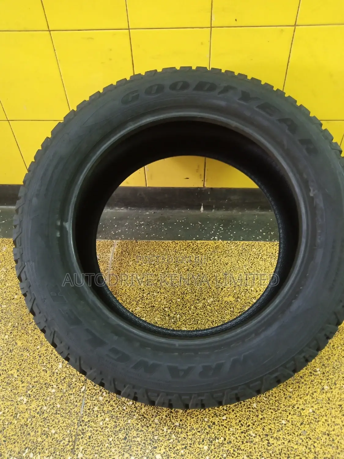 255/55r19 Goodyear Wrangler a/T