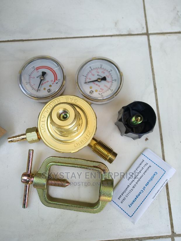 Acetylene Gas Regulator - main view
