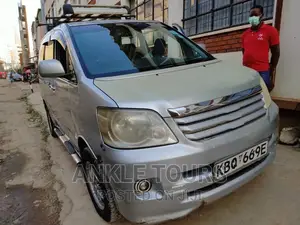 Noah for Hire. 8 Seater Car /Van