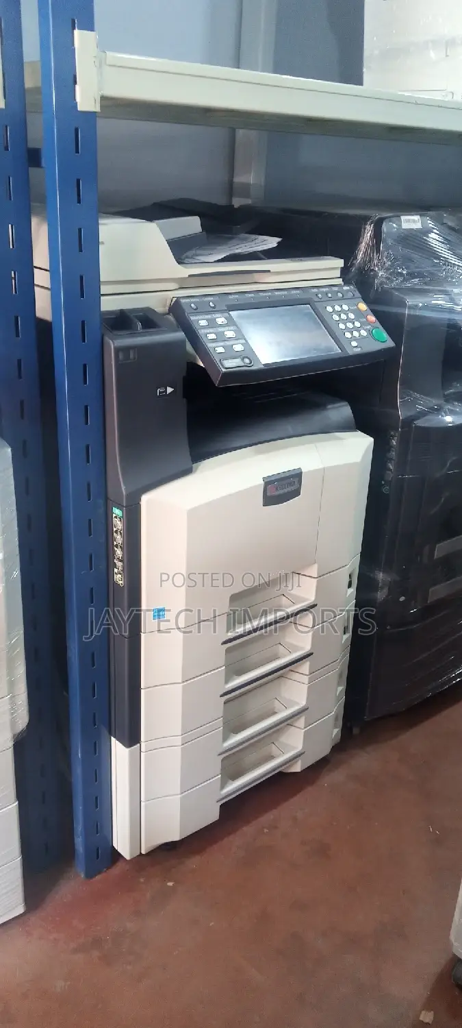 Kyocera Km 2560 Copier Machine