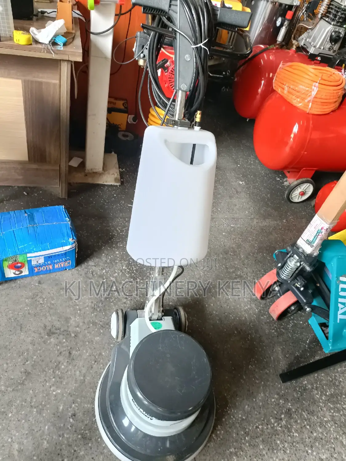 High Quality Floor Scrubber