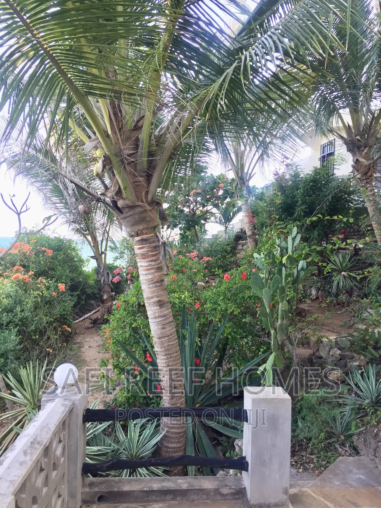 5bdrm Maisonette in Nyali for Sale