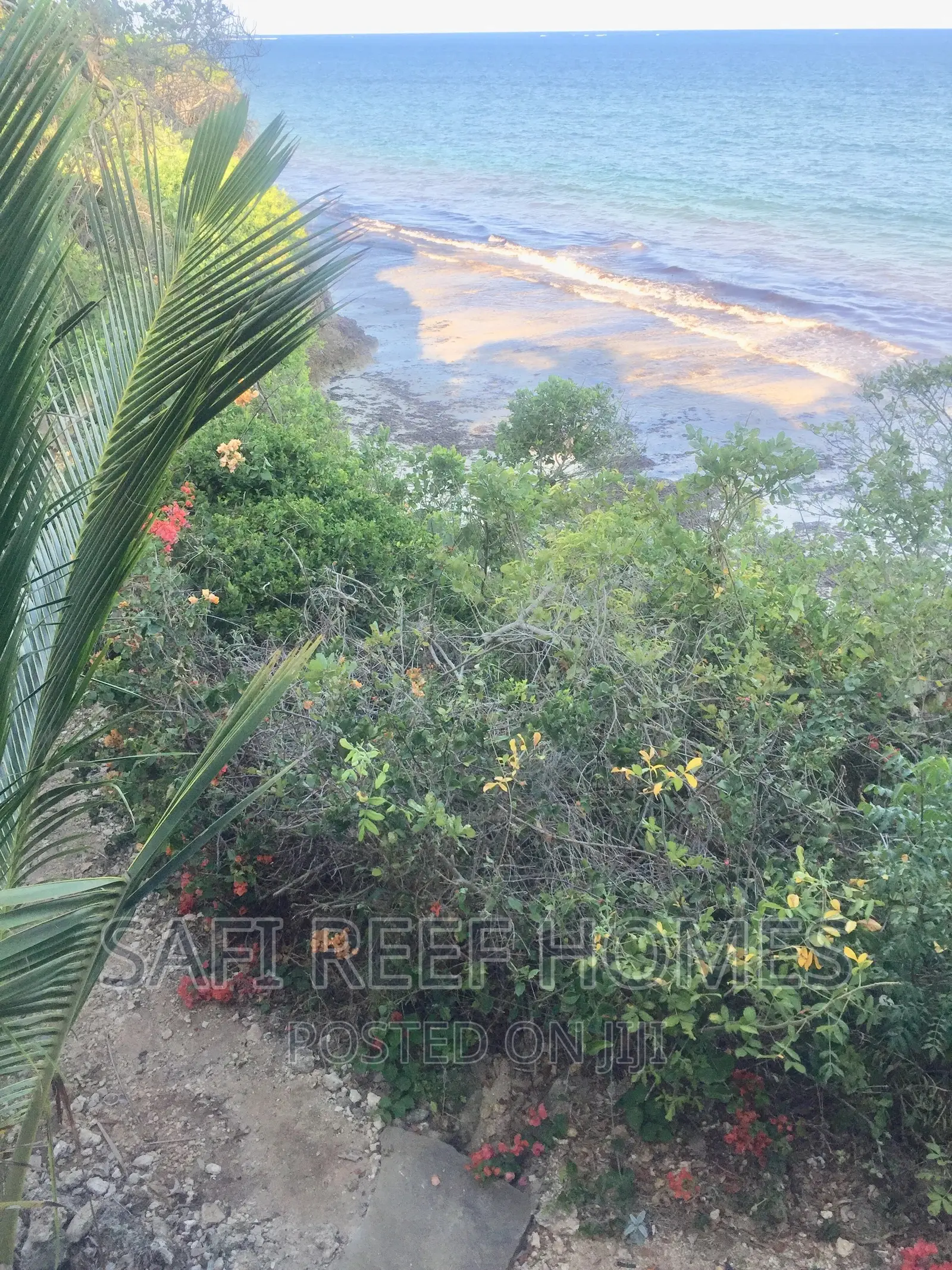 5bdrm Maisonette in Nyali for Sale