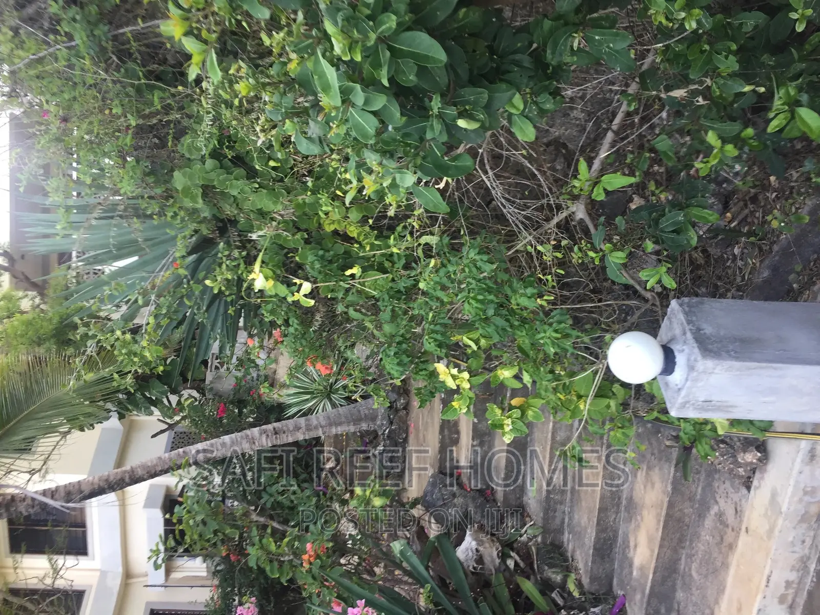 5bdrm Maisonette in Nyali for Sale