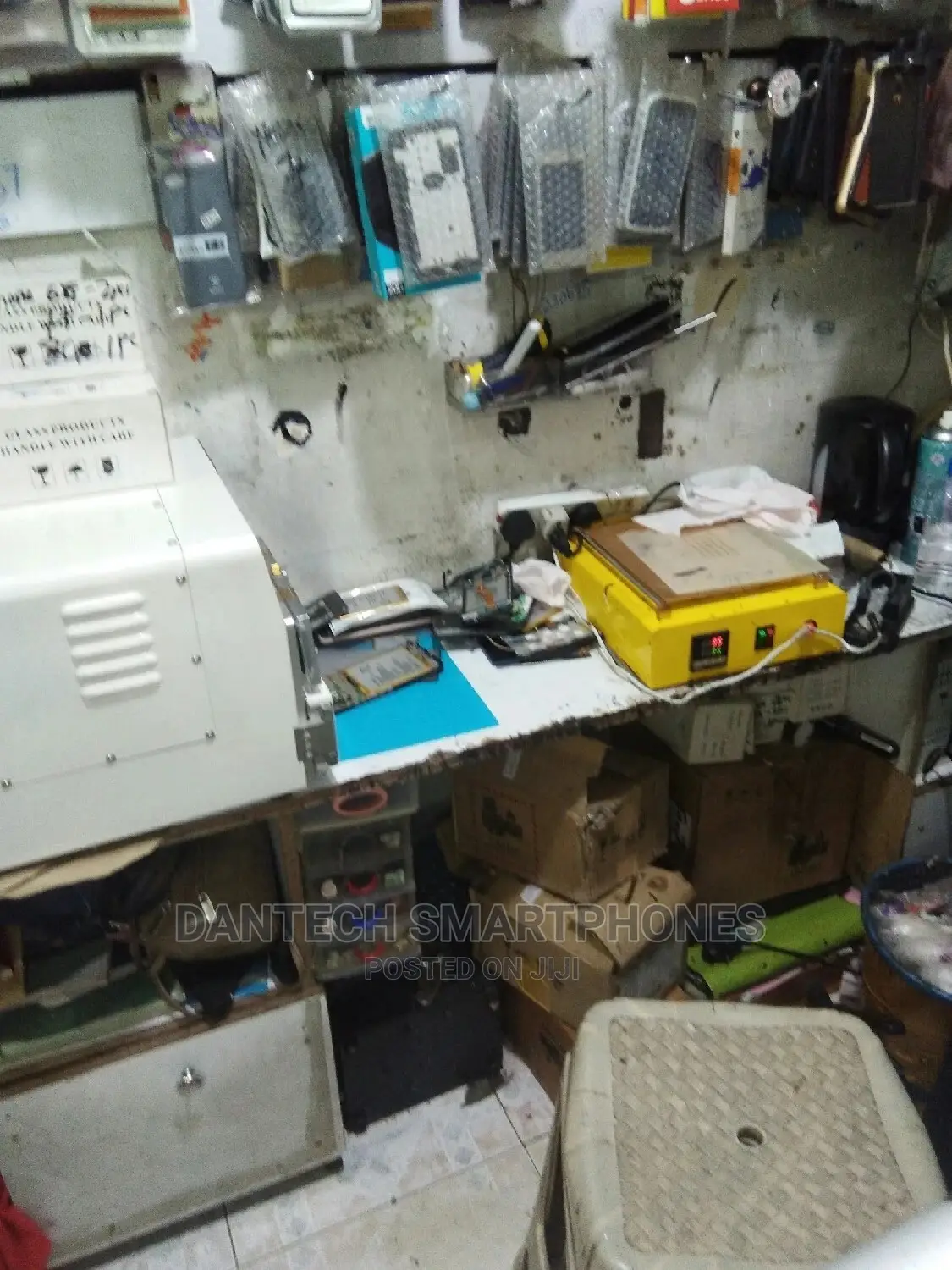 Mobile Phones/Laptops Diagnosing, Servicing and REPAIR.