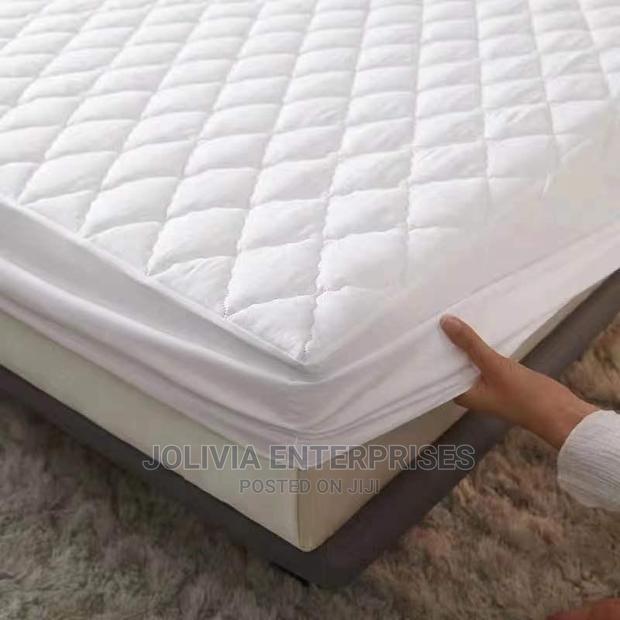 Waterproof Mattress Protector 4*6 - main view