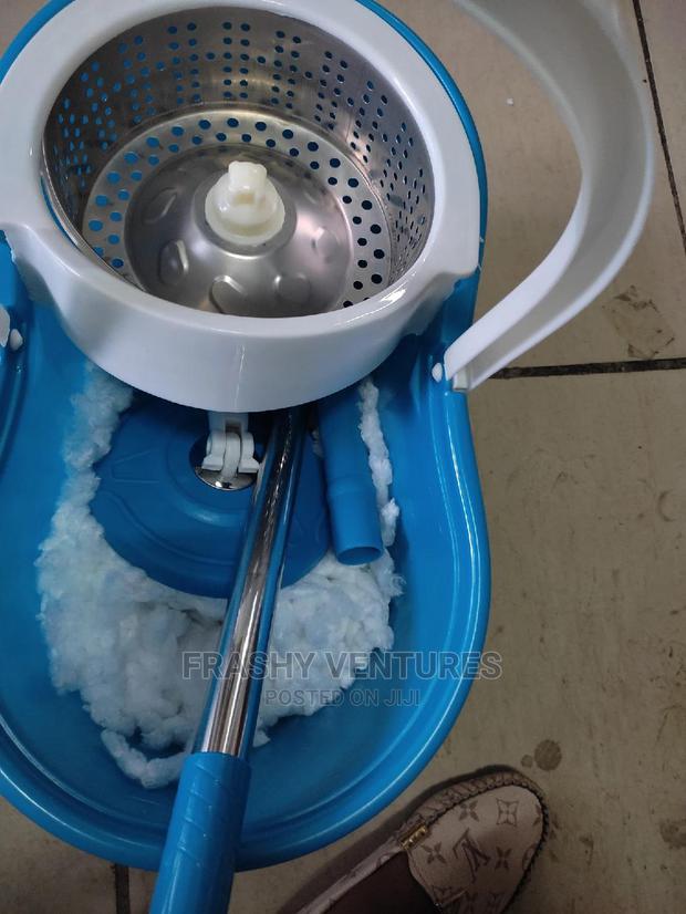 Spin Mop and Bucket - main view