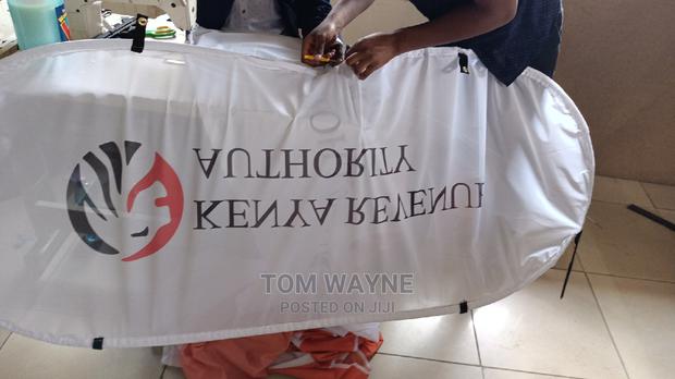 Pop-Up Banners, Double Sided Oval Banners - thumbnail 6