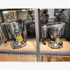 Commercial Grade Blender Fruit Juicer and Vegetable Extracto