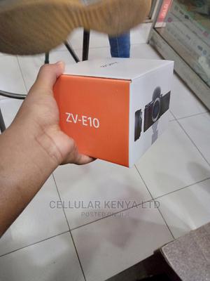 Sony ZV-E10 Mirrorless Camera - thumbnail 2