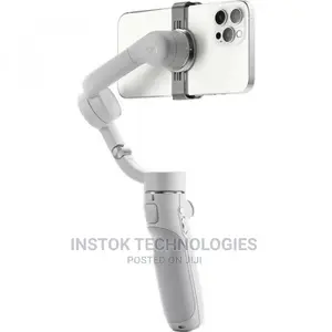 DJI Om 5 Smartphone Gimbal Stabilizer