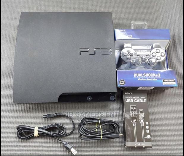 Ps3/Play Station 3 Console - main view
