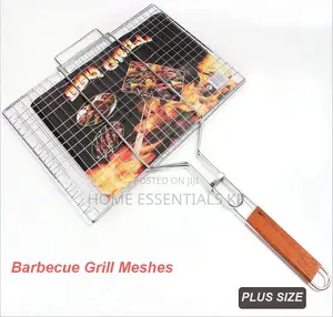 BBQ Berbecue Stainless Steel Mesh Handle Wooden Size15x 30cm