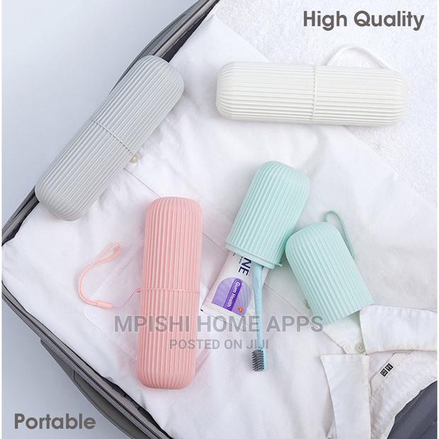Travel Toothbrush Holder - thumbnail 3